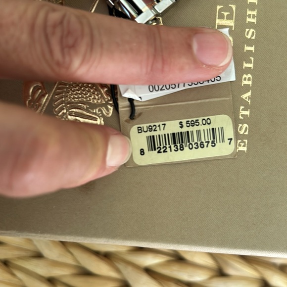 NWT Burberry Two Tone Watch - Picture 7 of 10